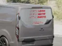 Adhésif microperforé véhicule